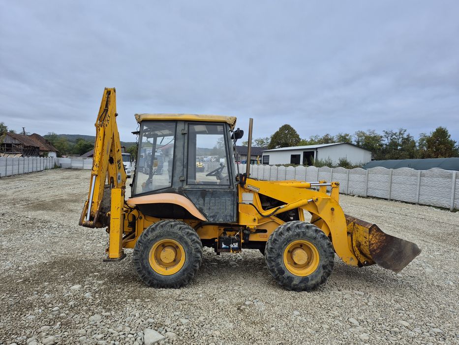 Buldoexcavator jcb 2cx