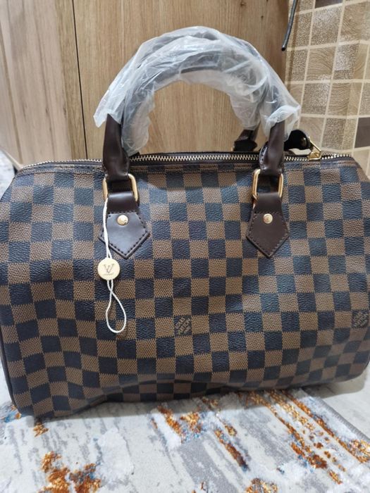 Дамска чанта Louis Vuitton