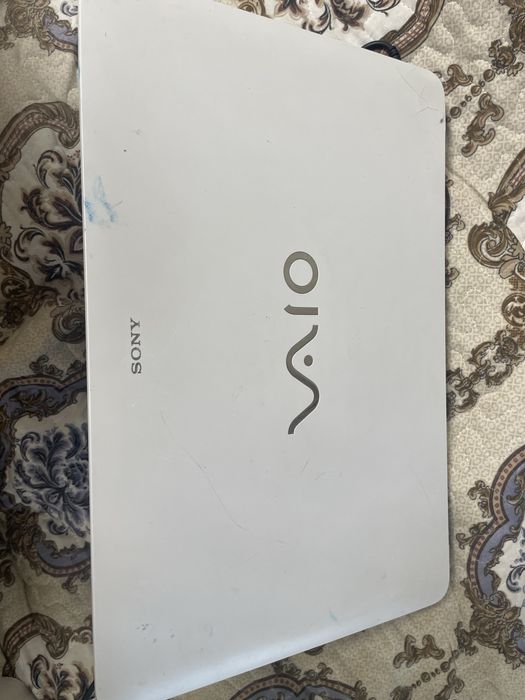 оутбук сони рабочий на запчасти