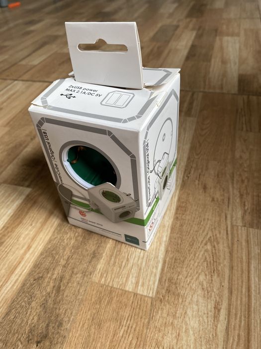 Priza HOME PowerCube Original, 4 prize, 2 x USB, alb Noi,sigilate