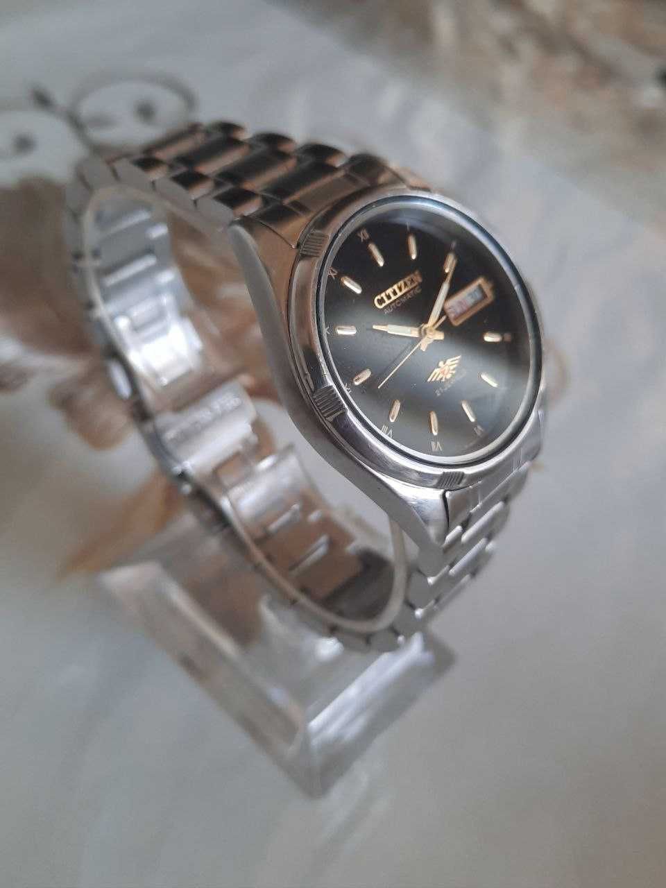 Несколько часов CITIZEN