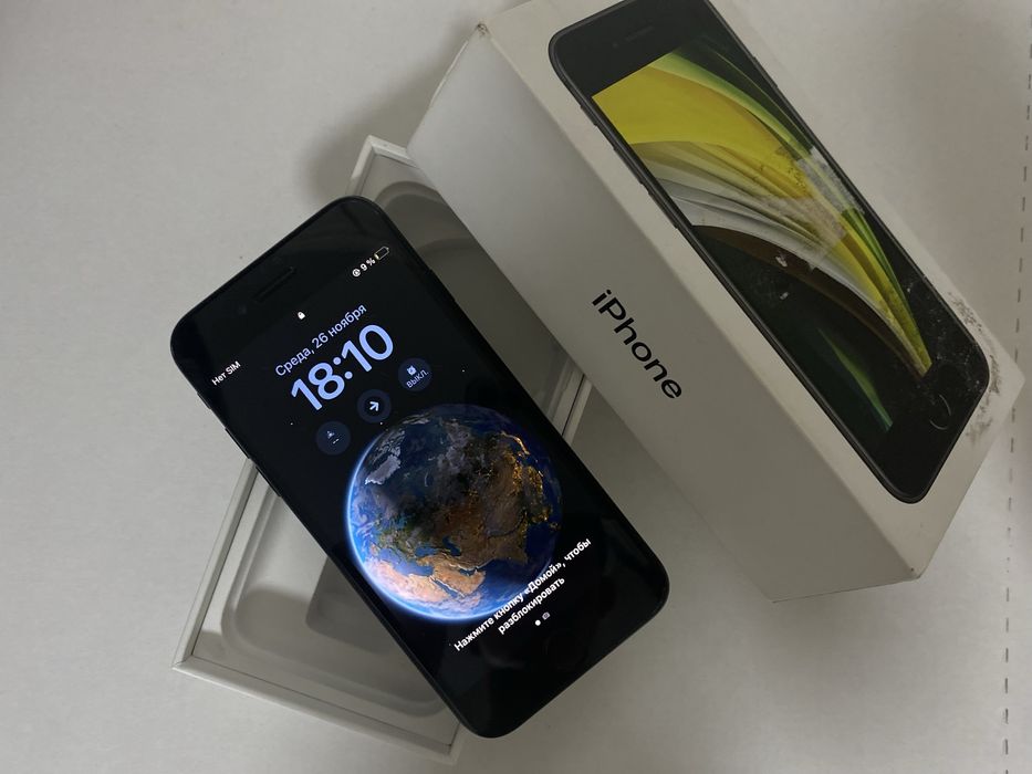 айфон SE 2020 года