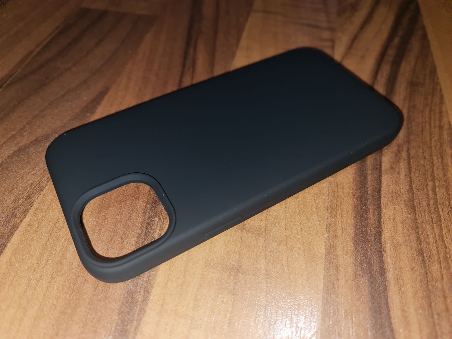 Husa silicon originala Next One Silicone Case Magsafe iPhone 14 Plus