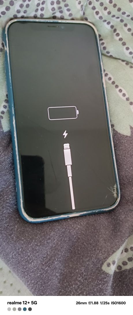iPhone x 64gb 81 процента батерия