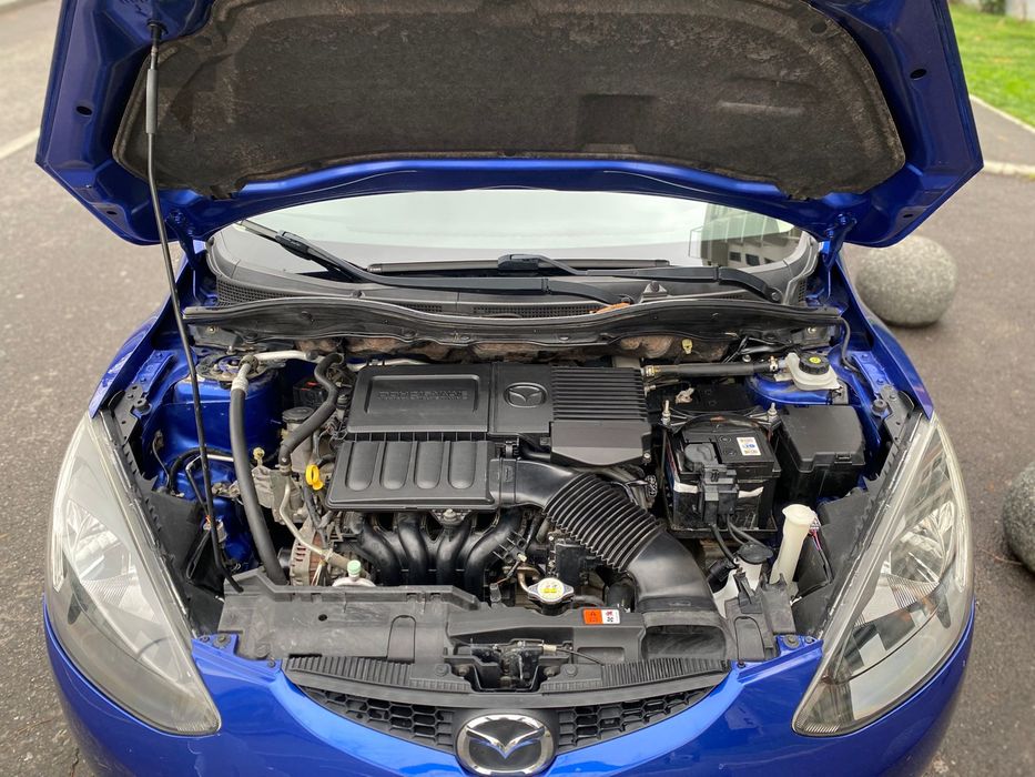 MAZDA 2  1.4 86 CP  110.000 km 2008