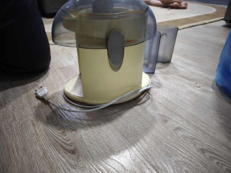 Продам соковыжималку в идеальном состоянии