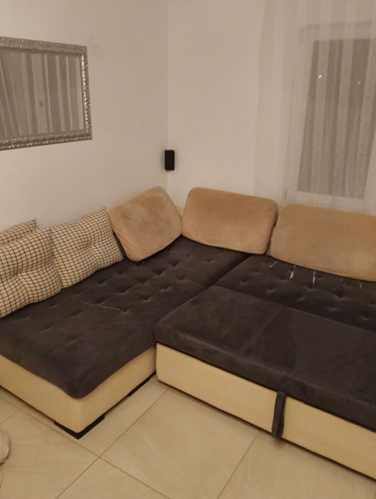 Диван със лежанка