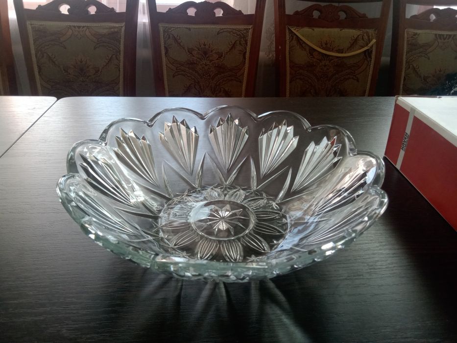 Хрусталь сатылады, фруктовница