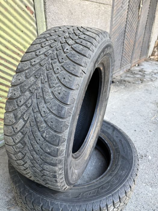 Зимни гуми Goodyear 225/65 R16