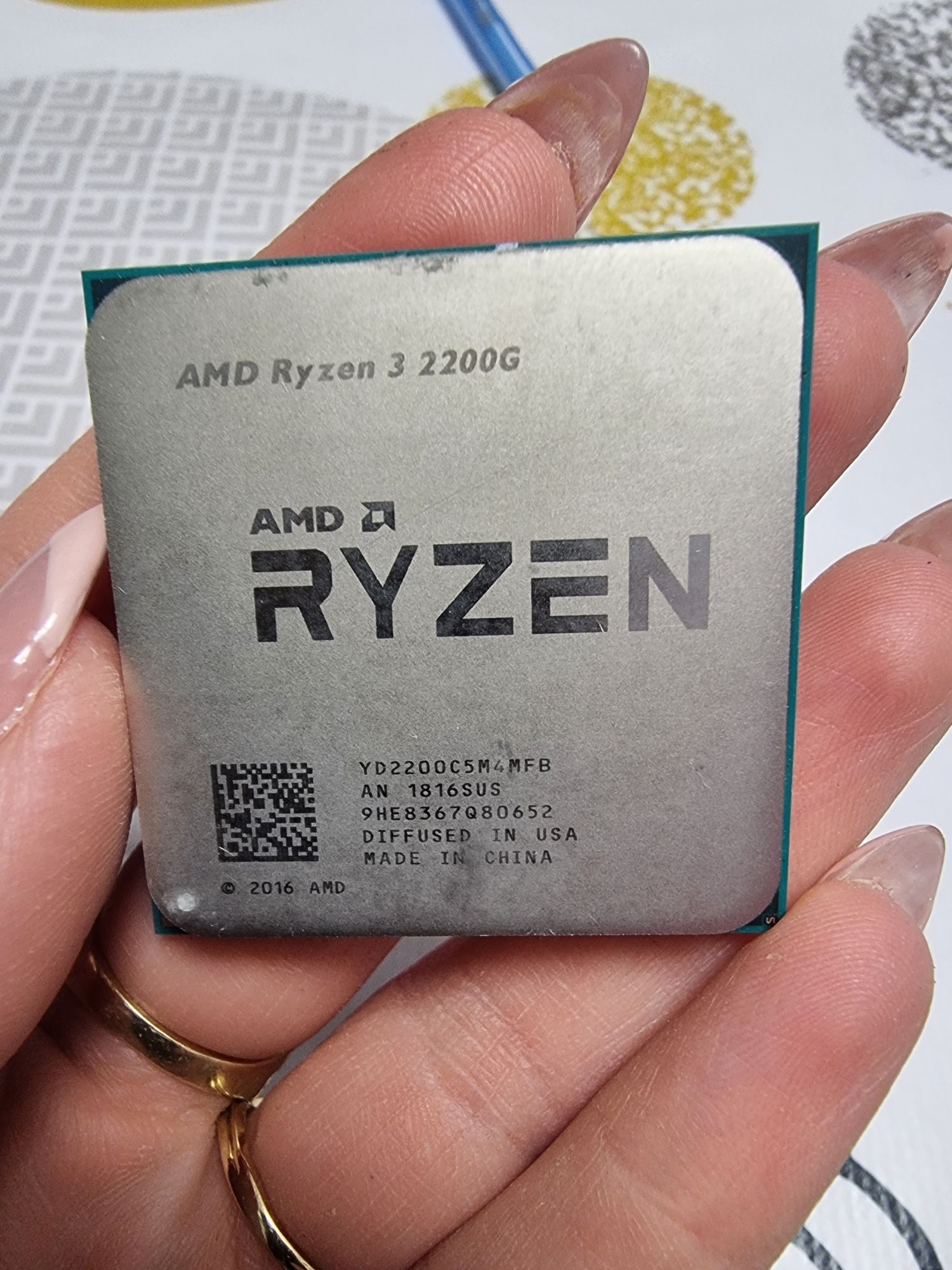 Процесори AMD RYZEN 3 2200G