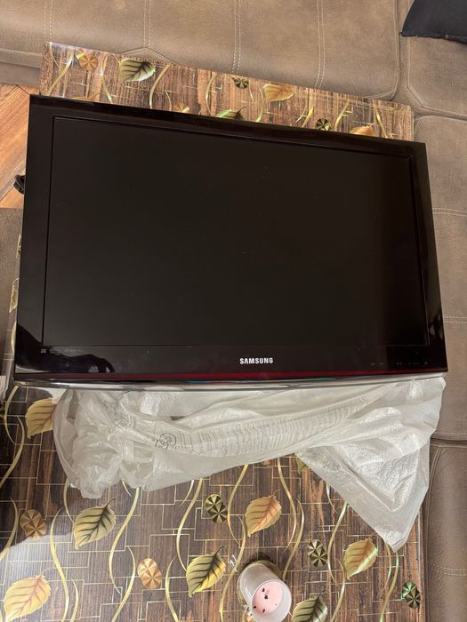 Samsung TV 32inch