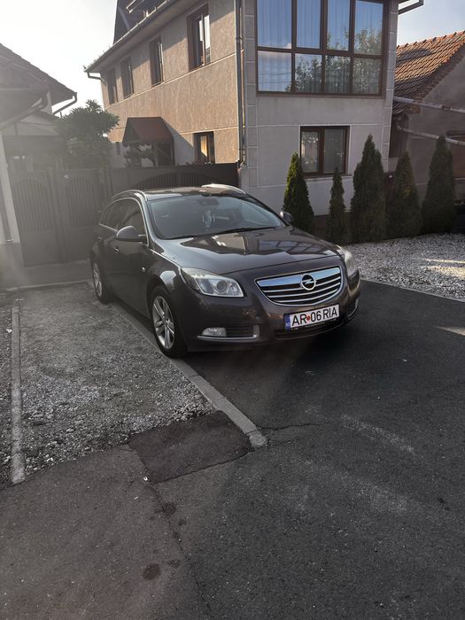 Ocazie Vand Opel Insignia personala, 2 L , TDI din 2010