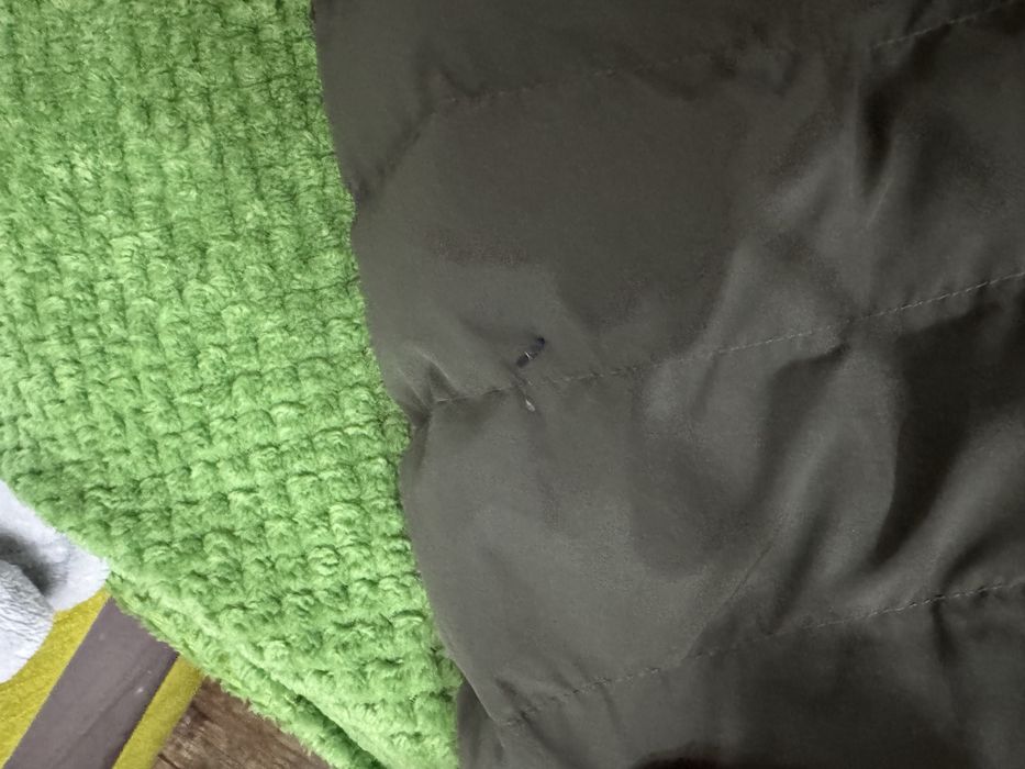 Продавам яке NIKE