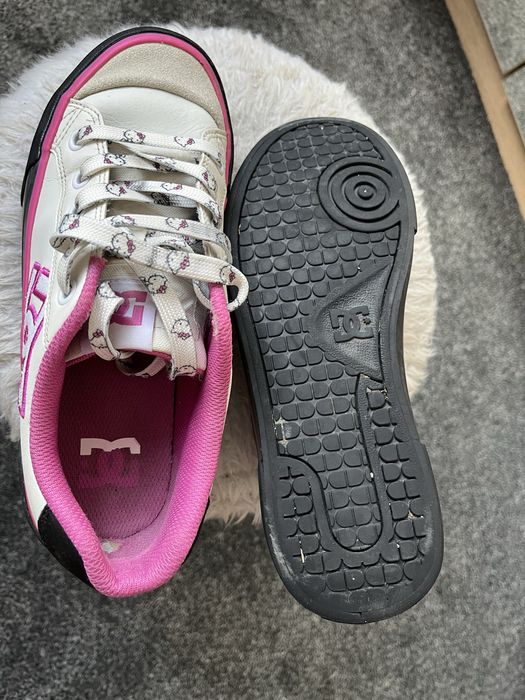 DC маркови дамски маратонки