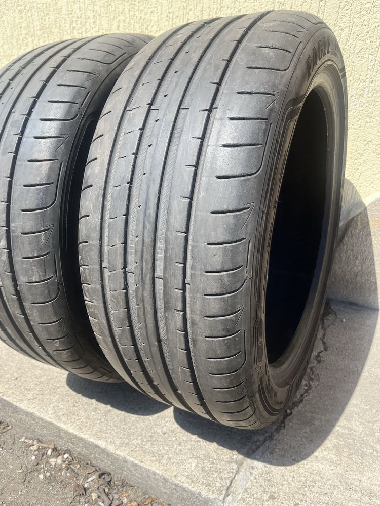 2 бр. летни гуми 235/45/18 GoodYear 5 mm DOT 2518
