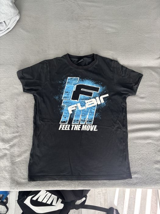 Тениски и екипи.