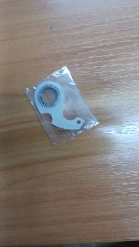 Ninja Spinner светещ в синьо.