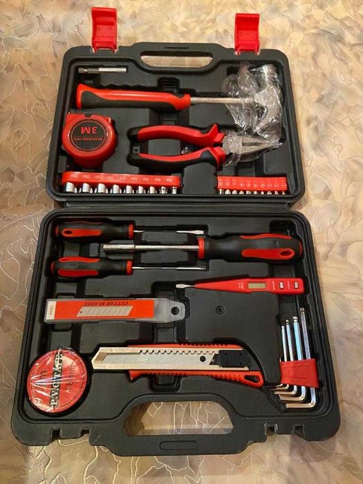Набор инструментов для дома новый