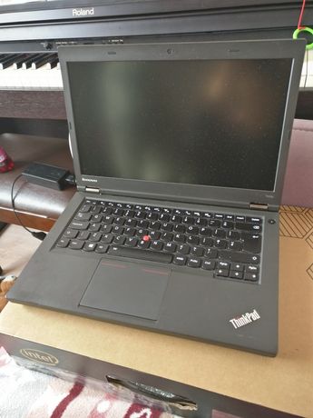 Laptop Lenovo T440p /SSD 256gb/ i5 /Usb3.0/Dwd-rw/ Win 10 /8 GB ram