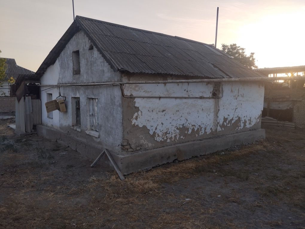 Участка сотилади. 9 соток, Янгийўл туманида.