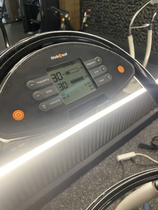 Power Plate/fit vibe вибрираща платформа