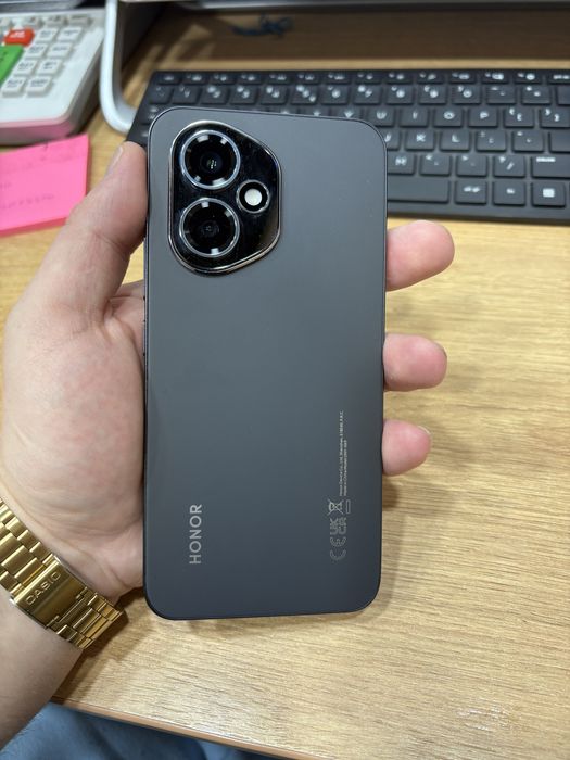 Honor 400, 8+8 gb ram 512 memorie