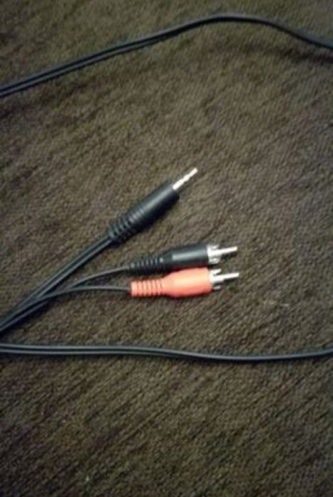 cablu audio Jack 3.5mm - 2x RCA Audio-Video tata 3metri nou