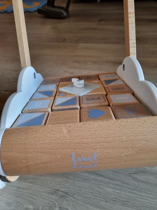 Antemergator lemn Adinish ca nou