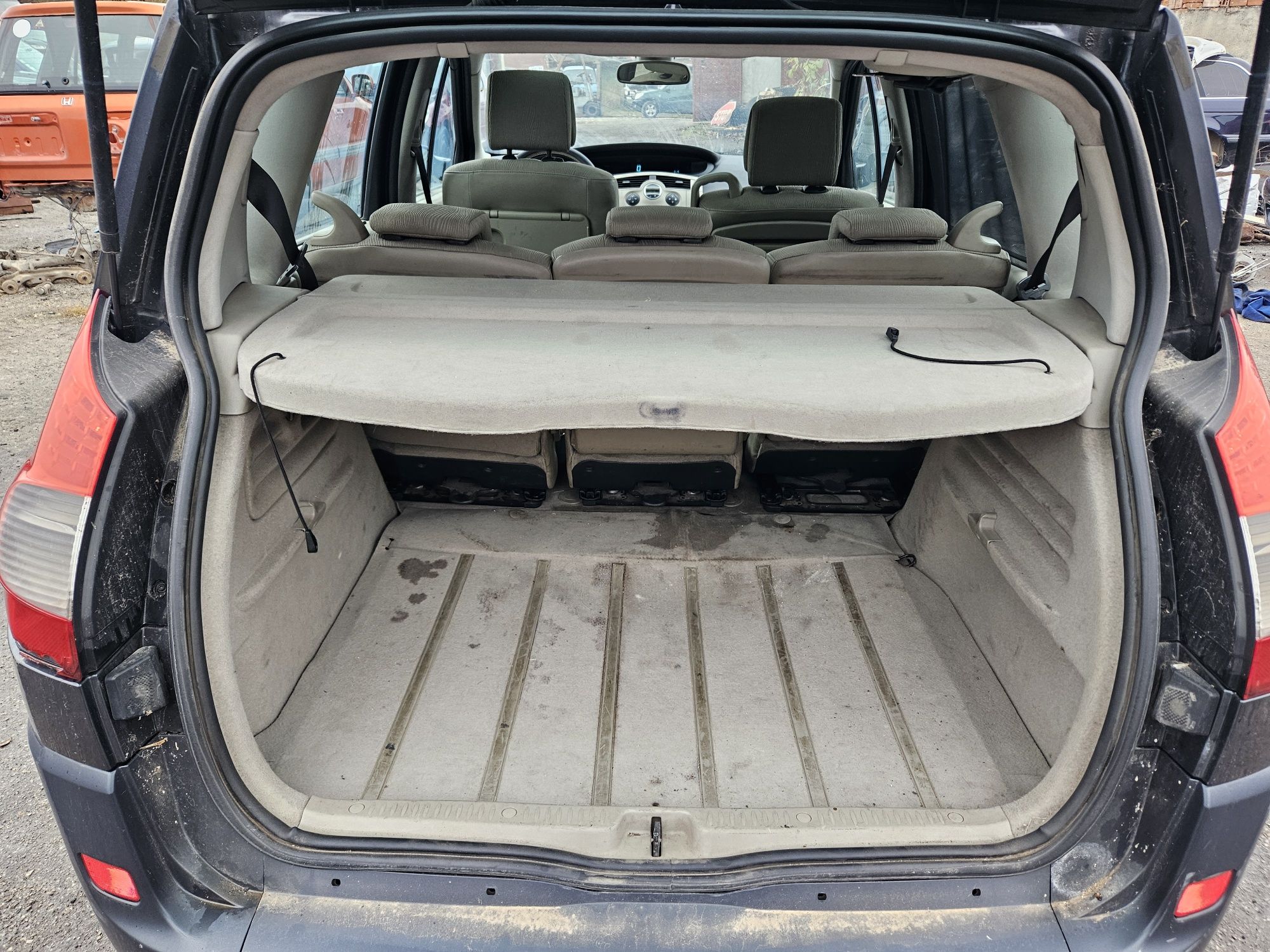Рено Сценик 2 1.6 16в на части Renault Scenic 2 1.6 16v na chasti
