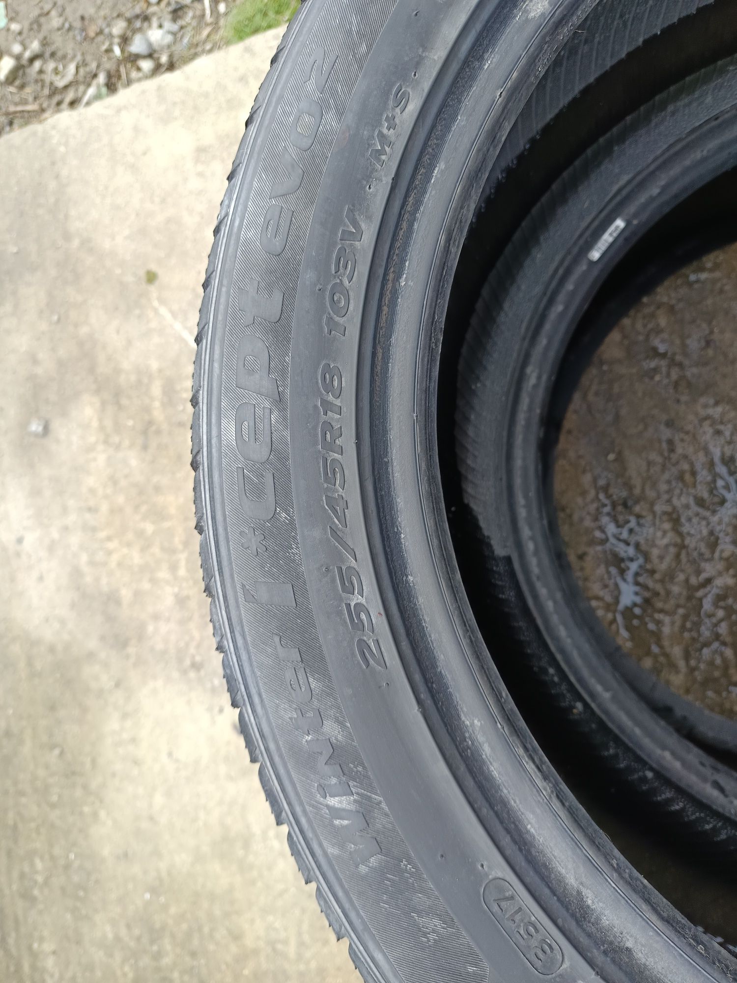 245 45 R 18 Hankook Дот 3517