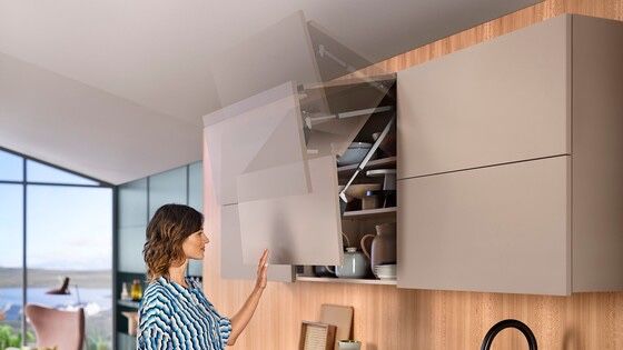 Механизми Blum AVENTOS HF top + панти