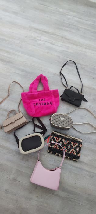 Дамски  чанти в различни цветове