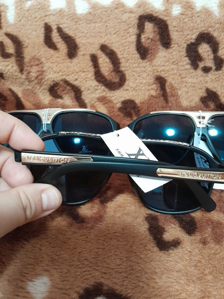 Ochelari soare LV 2+1 gratis