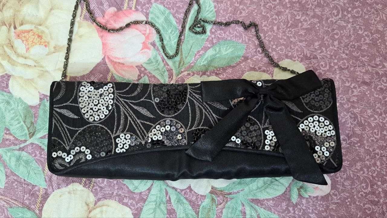 Продам женский клатч