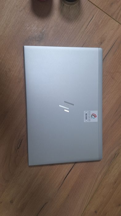 Срочно продается Ноутбук HP elite book сенсор идеальном состоянии
HP e