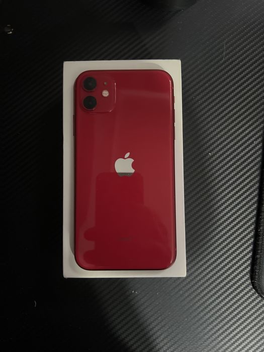 Iphone 11 красный