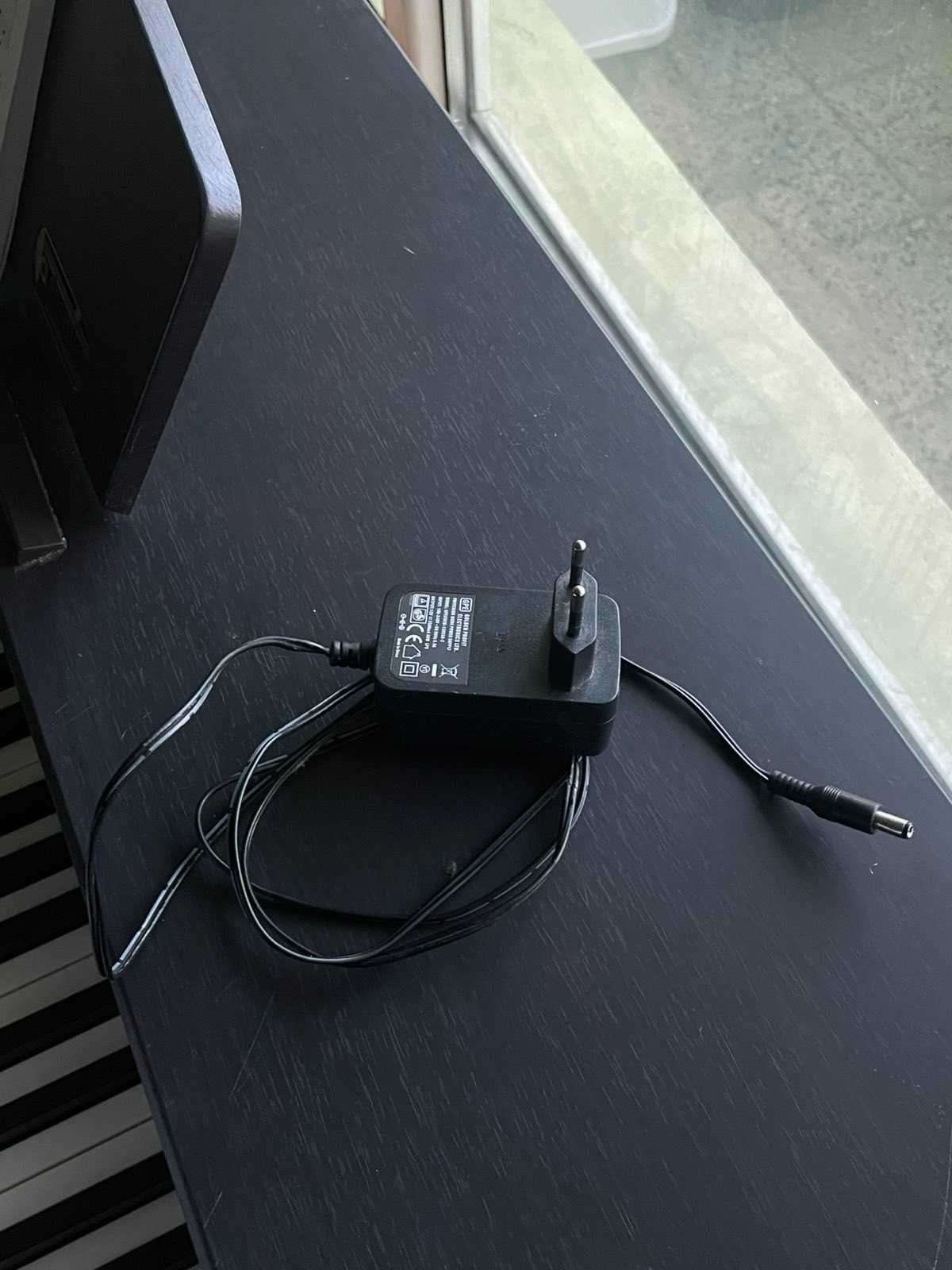 Пиано Artesia DP-3 +
