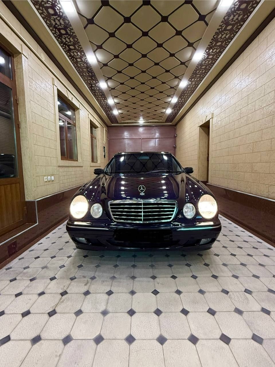 Mersedes w 210
2001 йи
112 матор 3.2 
Пробег 271.000км
Холати
