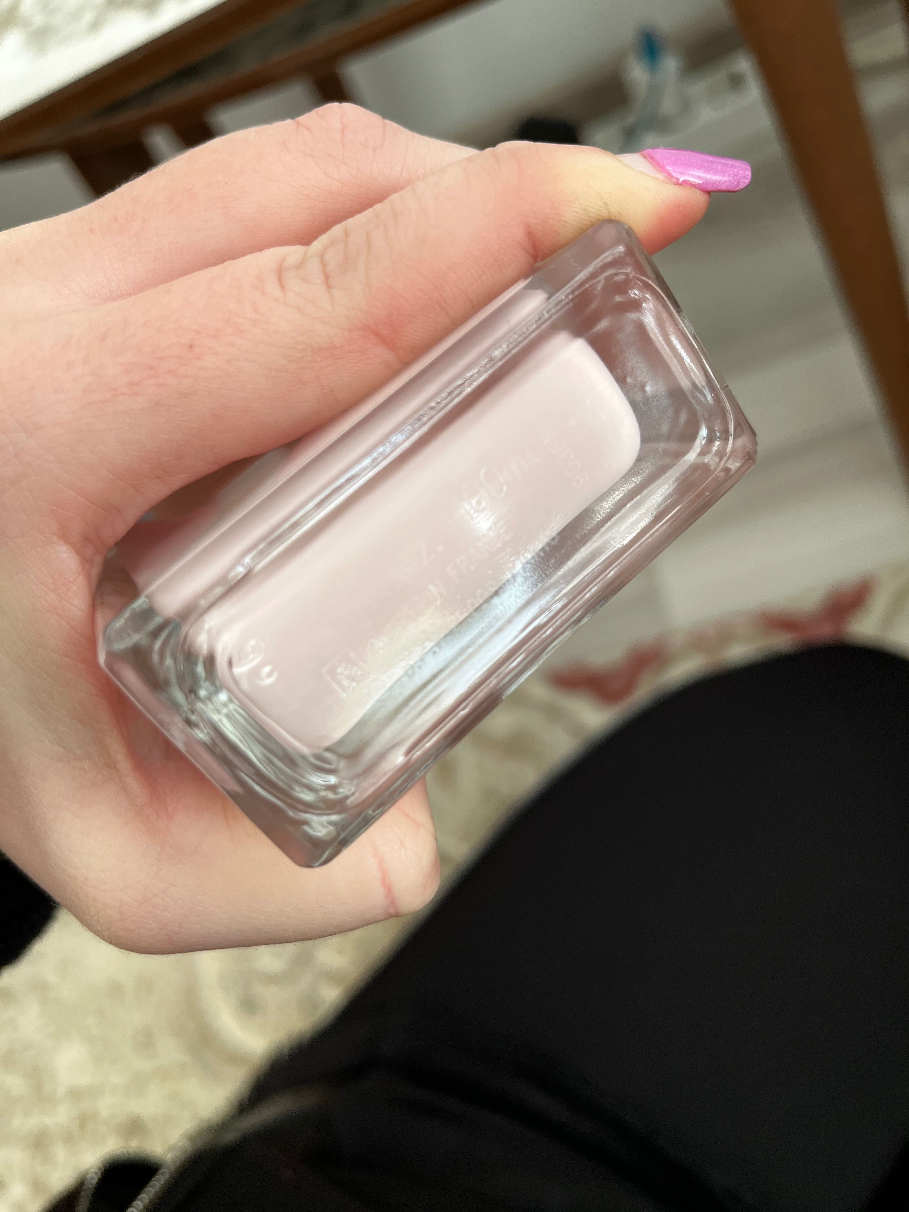 Продавам парфюм от лична колекция narciso rodriguez for her