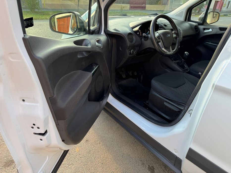 Vand Ford Transit Courier