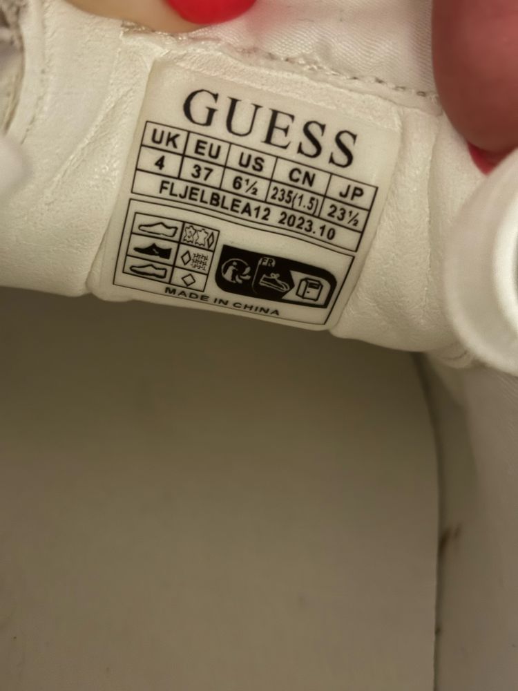 Гесс дамски кецове/guess