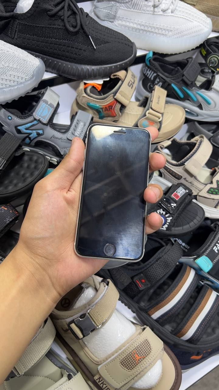 İphone Se 2020..