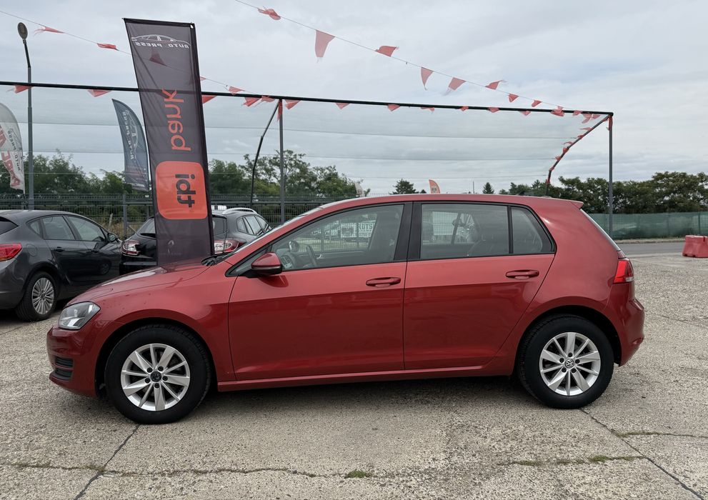 Volkswagen Golf VII 1.6 TDI ^DISTRONIC ^Navigatie ^RATE ^Garanție