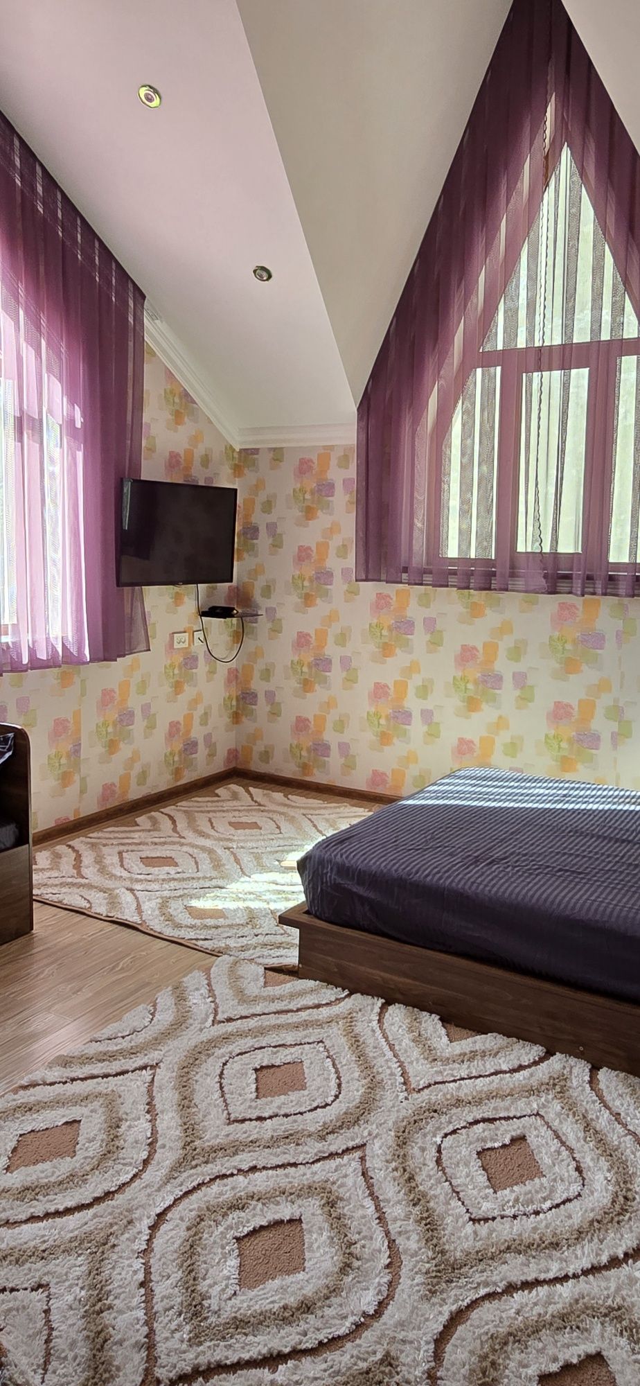 Аренда дачи в чарваке на бочке