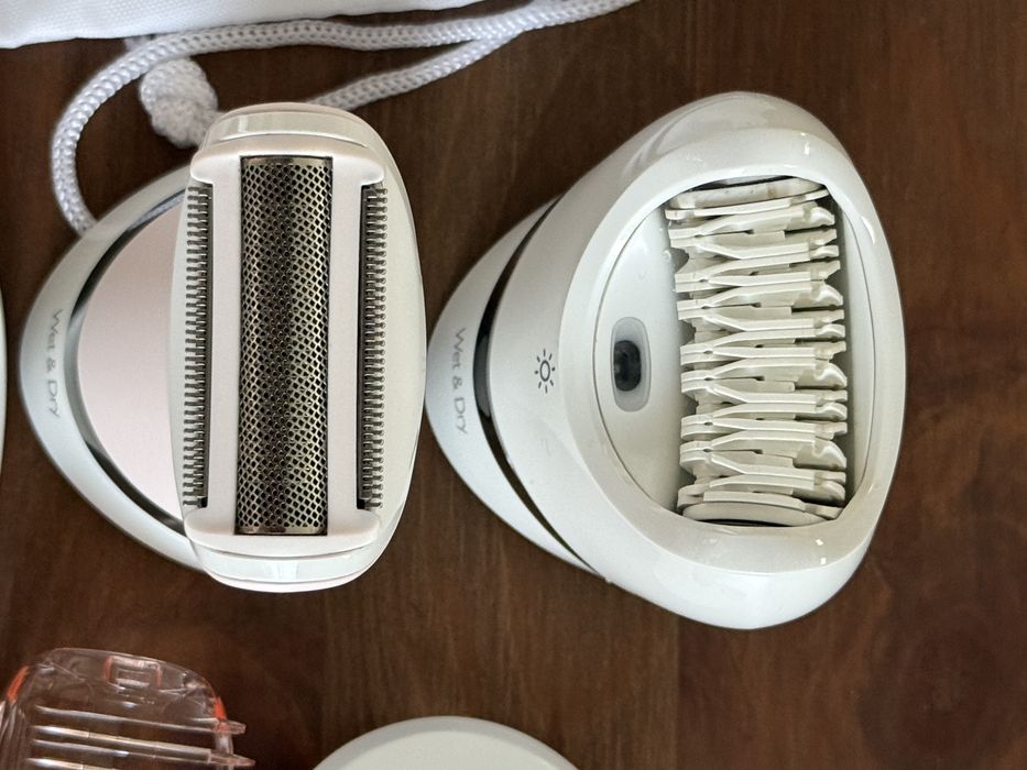 Epilator umed și uscat Philips BRE710/00