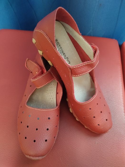 Дамски обувки, 38н, 15лв