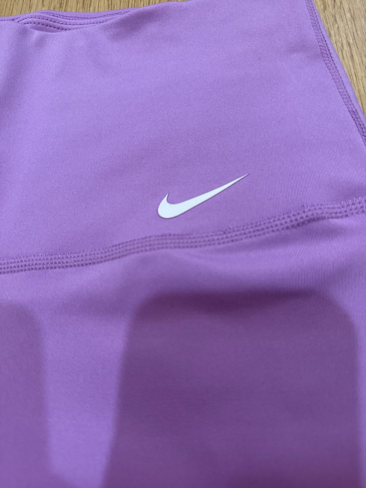 Къс клин Nike Dri-Fit
