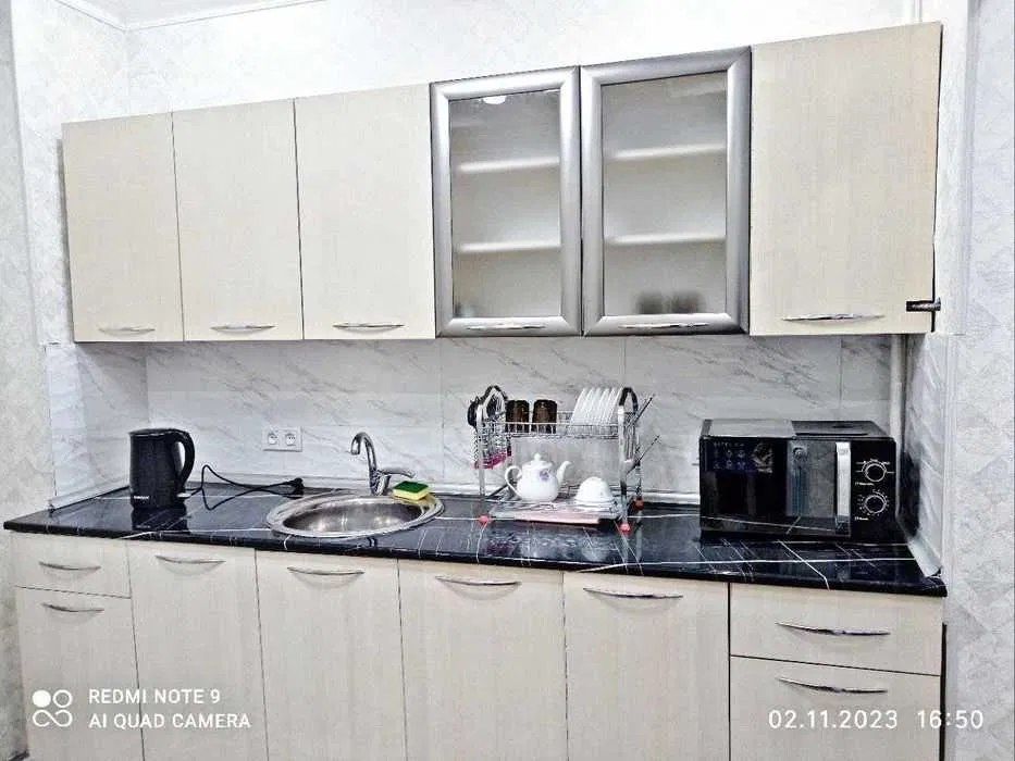 Сдаётся квартира 2/2/4 на Яшнабадиский р-не о-рр Кадышева!!