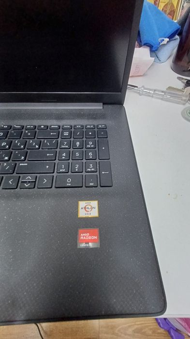 Laptop Nou la cutie HP 17,3 inch Ssd M2 512