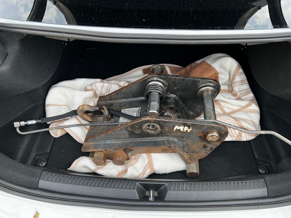 Cuplă hidraulica rapidă CAT/VOLVO/JCB 5tone